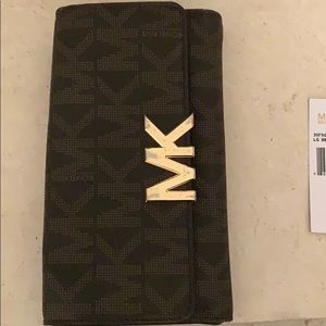 Authentic Michael Kors Wallet